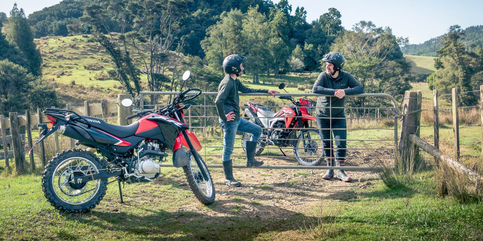 honda-motorbikes-product-category-farm-bikes-banner-1600-800